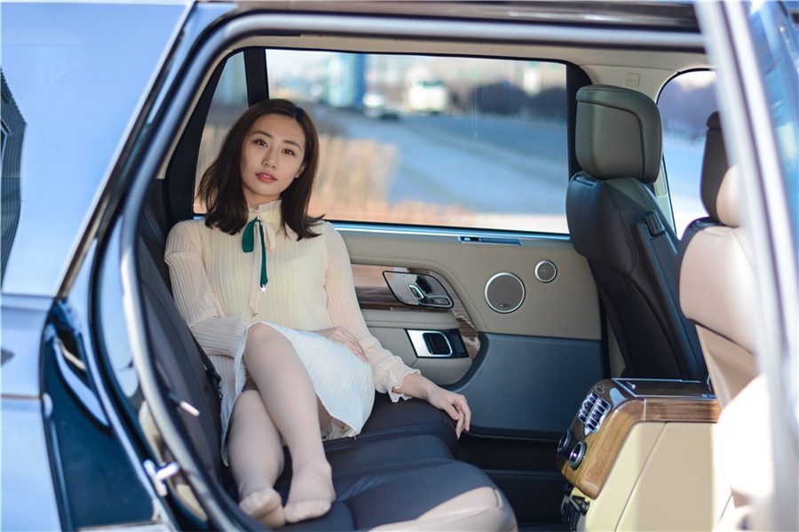 2019款路虎揽胜行政HSE